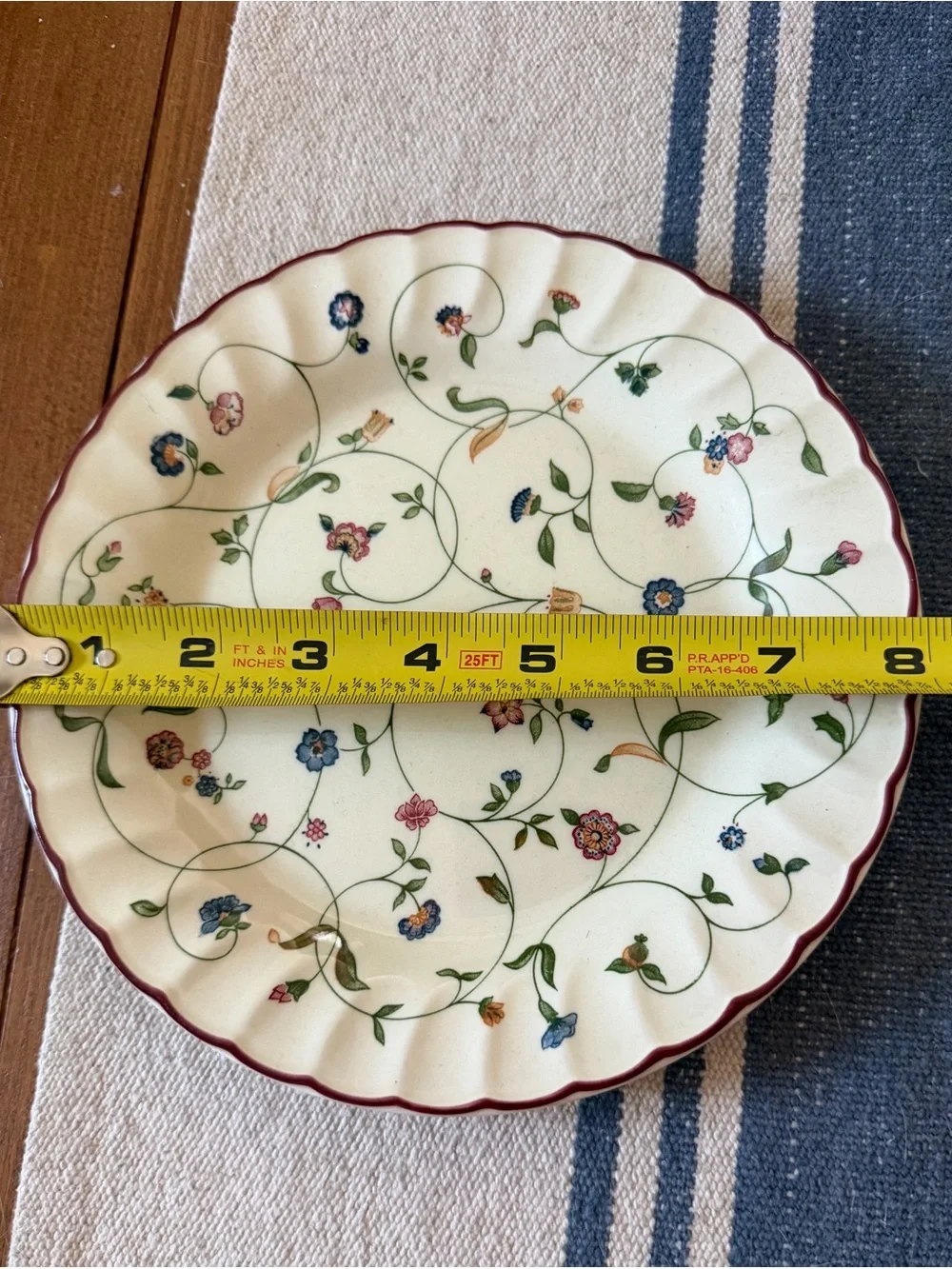 Staffordshire rim tableware side